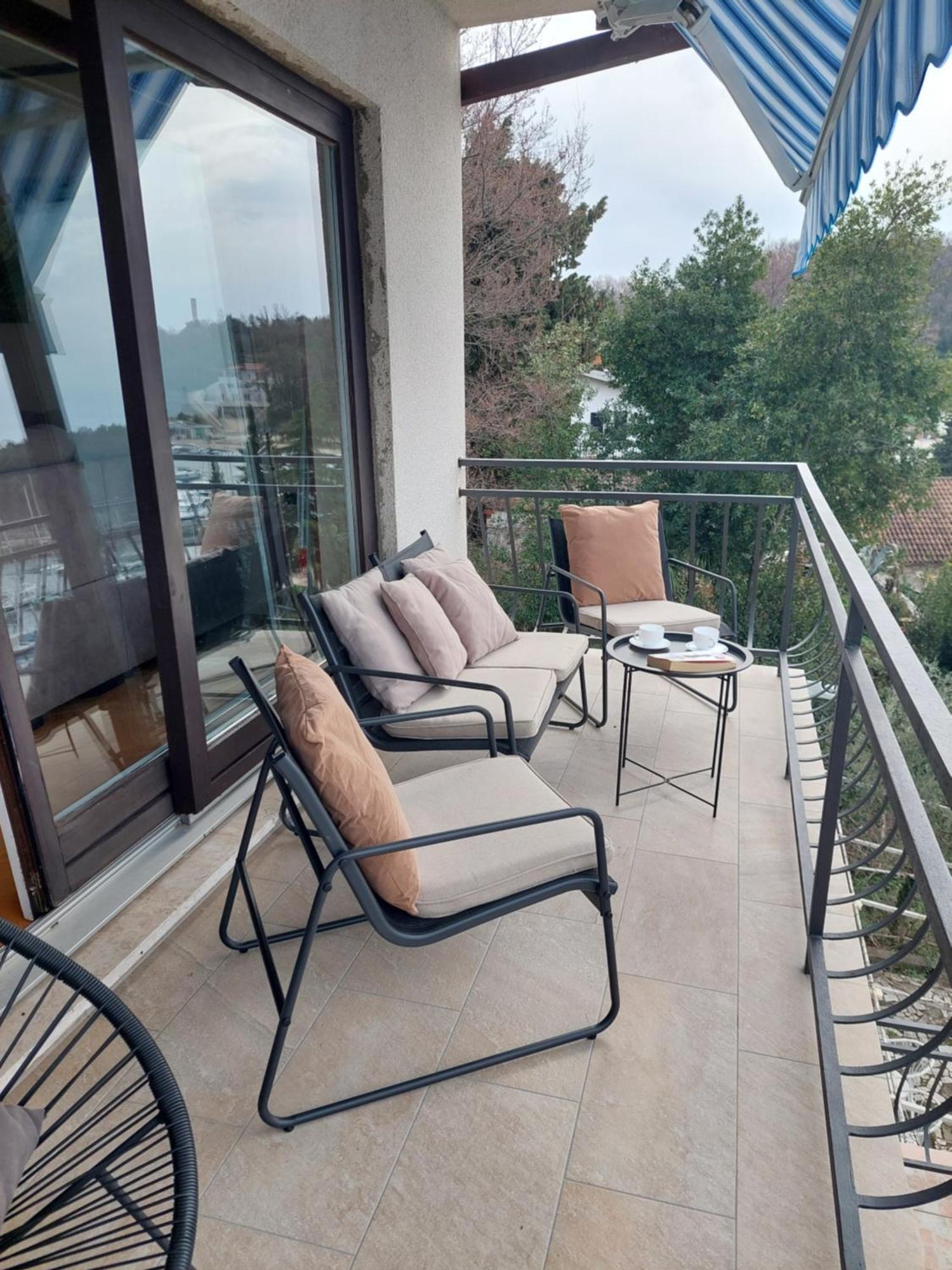 Apartman Marija II Omisalj Ngoại thất bức ảnh
