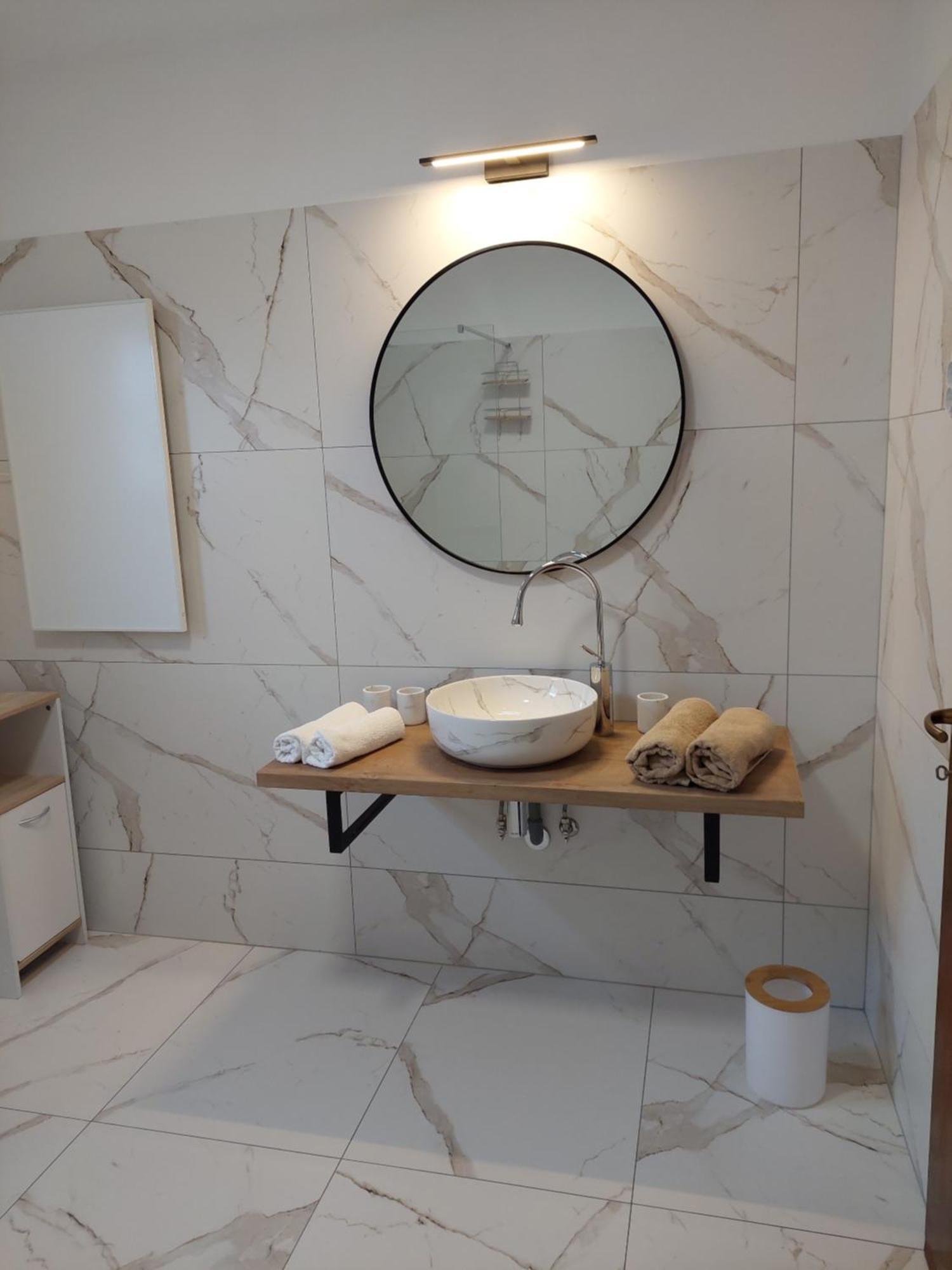 Apartman Marija II Omisalj Ngoại thất bức ảnh